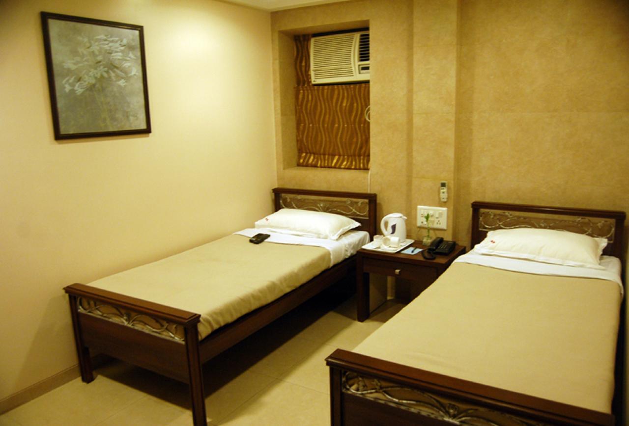 Haredia Hotel Mumbai  Buitenkant foto