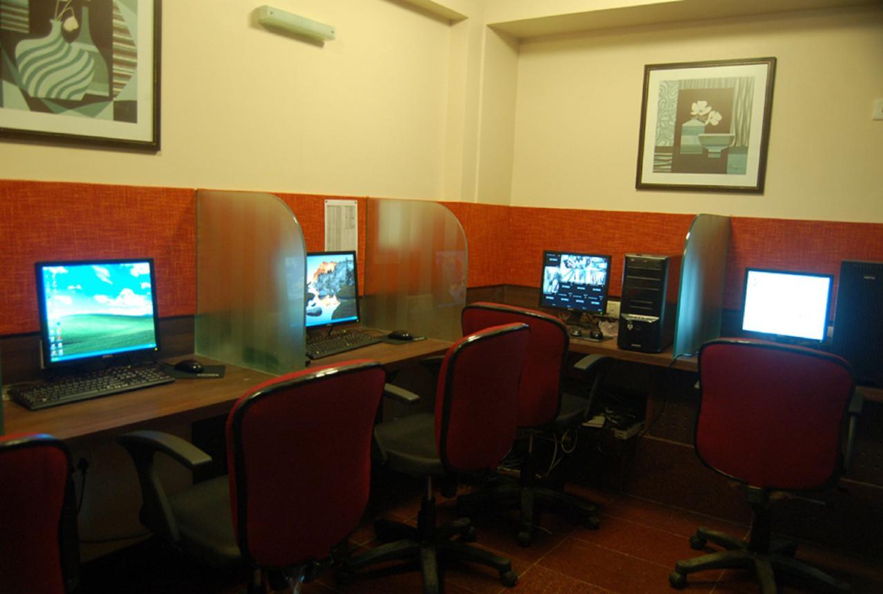 Haredia Hotel Mumbai  Buitenkant foto