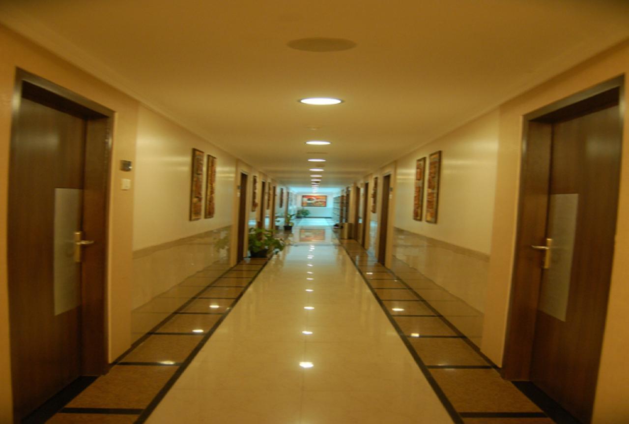 Haredia Hotel Mumbai  Buitenkant foto
